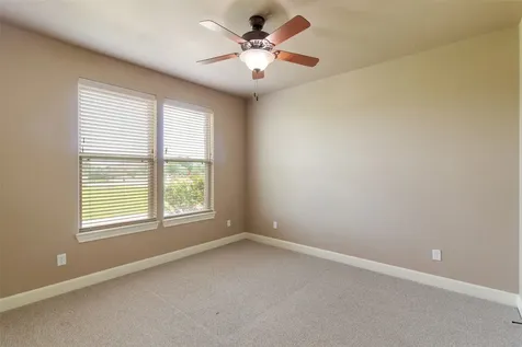 10040 Henley Cove Iola TX 77861