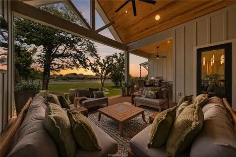 3717 Cooper Court College Station TX 77845
