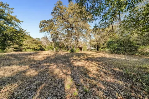 6 W Trail Lane Hilltop Lakes TX 77871