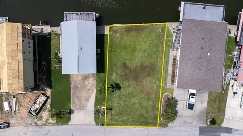 Lot 46 Bamboo Road Tiki Island TX 77554