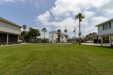 Lot 46 Bamboo Road Tiki Island TX 77554
