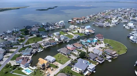 Lot 46 Bamboo Road Tiki Island TX 77554