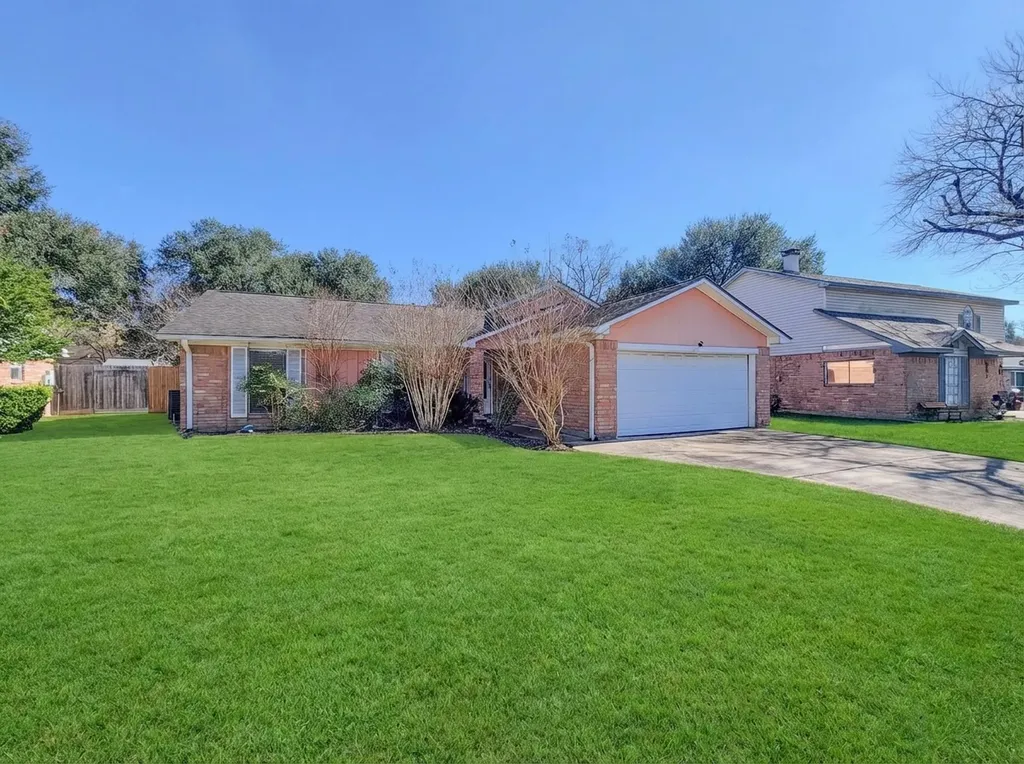 412 Land Grant Drive Richmond TX 77406