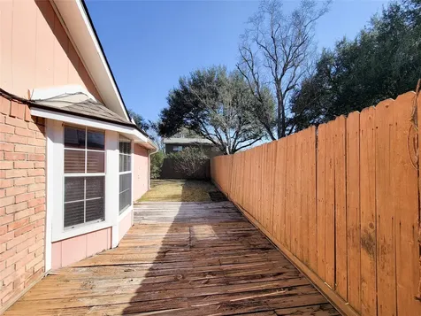 412 Land Grant Drive Richmond TX 77406