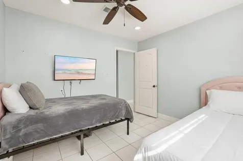 9458 Neuens Road 9458 Houston TX 77080