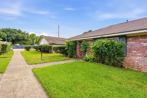 9458 Neuens Road 9458 Houston TX 77080