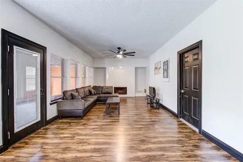 16414 Concord Falls Lane Sugar Land TX 77498