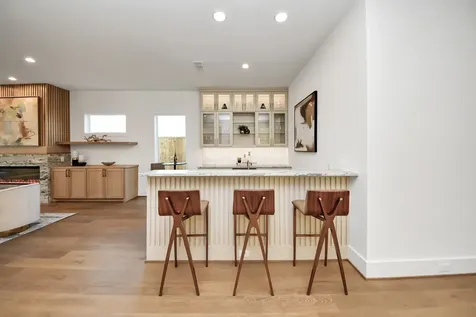 1623 Viking Drive Houston TX 77018
