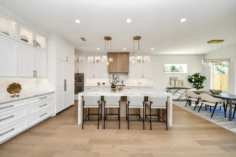 1623 Viking Drive Houston TX 77018