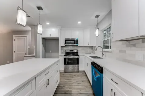 5535 Elm Springs Drive Houston TX 77048
