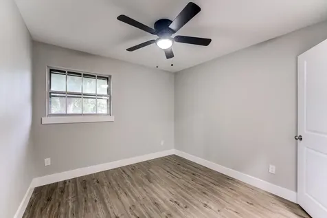 5535 Elm Springs Drive Houston TX 77048
