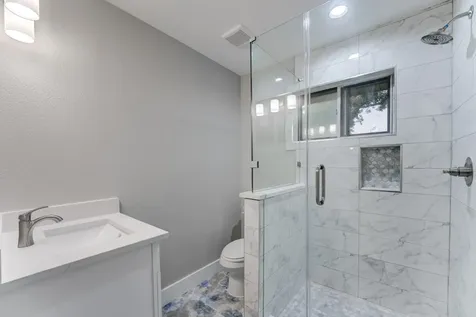 5535 Elm Springs Drive Houston TX 77048