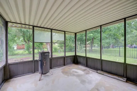 5535 Elm Springs Drive Houston TX 77048
