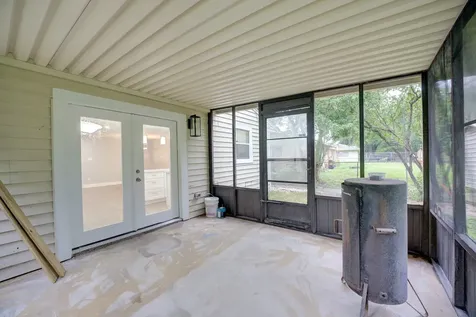 5535 Elm Springs Drive Houston TX 77048