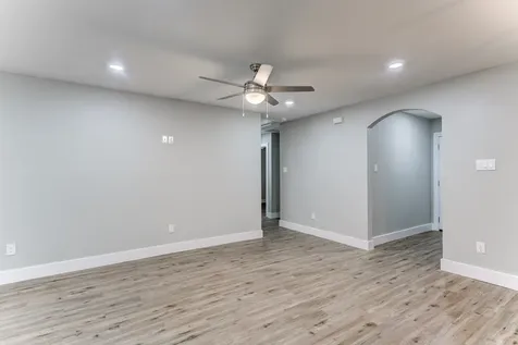 5535 Elm Springs Drive Houston TX 77048