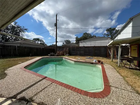 9722 Braesmont Drive Houston TX 77096