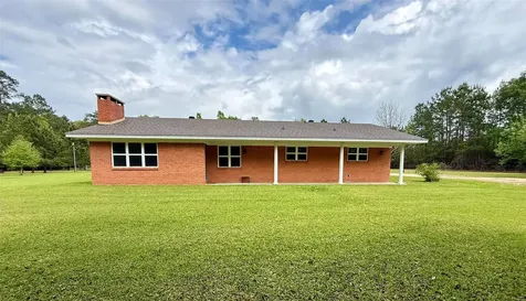7339 Us Highway 190 E Livingston TX 77351