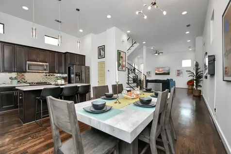 1705 Dunlavy Street A Houston TX 77006