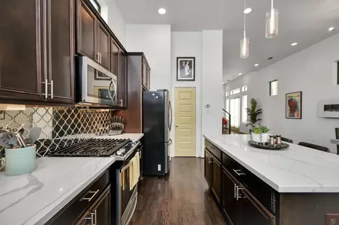 1705 Dunlavy Street A Houston TX 77006