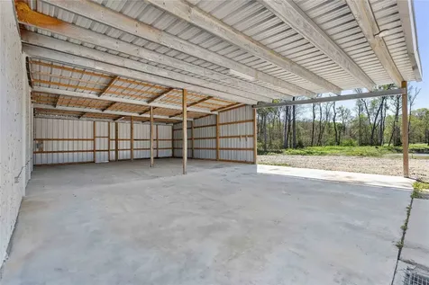 168 County Road 470 Dayton TX 77535