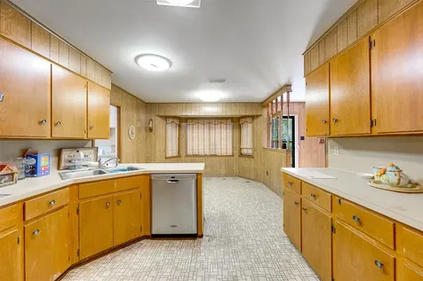 1054 An County Road 415 Palestine TX 75801
