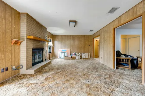 1054 An County Road 415 Palestine TX 75801