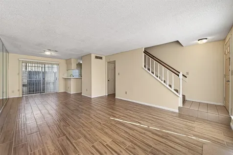 3100 Jeanetta Street 1004 Houston TX 77063