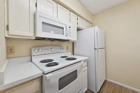 3100 Jeanetta Street 1004 Houston TX 77063