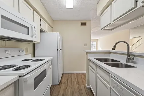 3100 Jeanetta Street 1004 Houston TX 77063