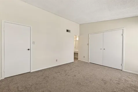 3100 Jeanetta Street 1004 Houston TX 77063