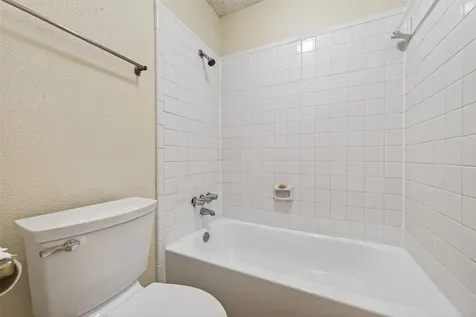 3100 Jeanetta Street 1004 Houston TX 77063