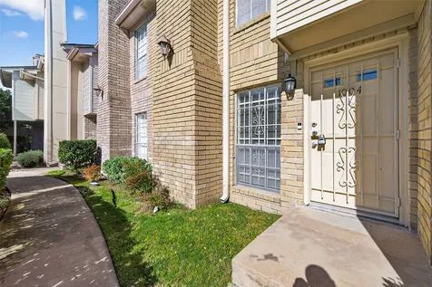3100 Jeanetta Street 1004 Houston TX 77063