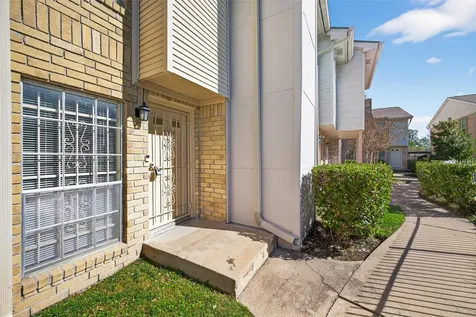 3100 Jeanetta Street 1004 Houston TX 77063