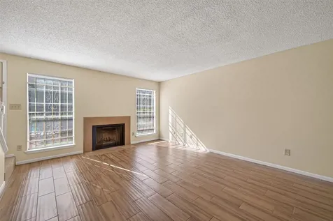 3100 Jeanetta Street 1004 Houston TX 77063