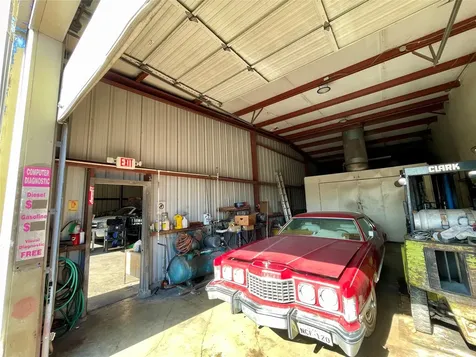 4711 Yale Street Houston TX 77018