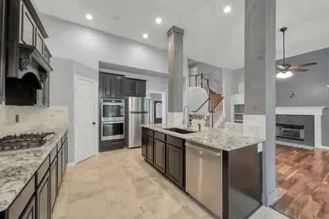 78 E Stockbridge Landing Circle The Woodlands TX 77382