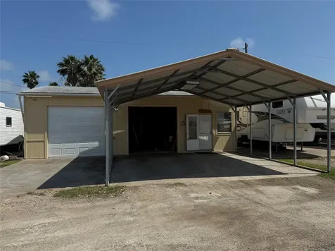 3401 Highway 6 Hitchcock TX 77563