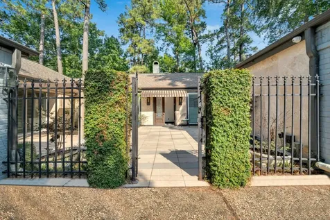 3102 Breezy Pines Court Kingwood TX 77339
