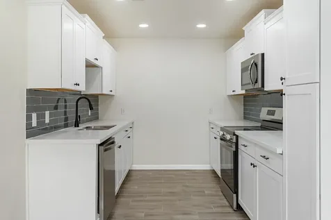 2 Sandelwood Trail Trail Beaumont TX 77706