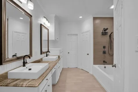 12411 Exbury Court Tomball TX 77377