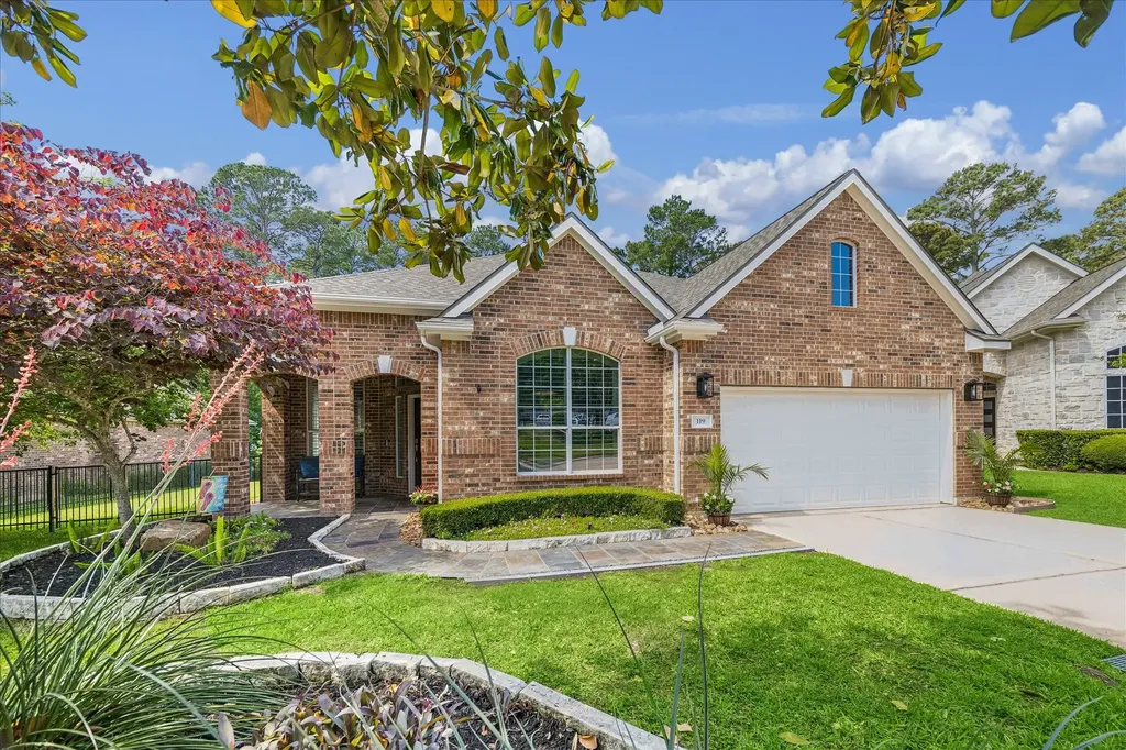 119 Misty Harbor Drive Montgomery TX 77356