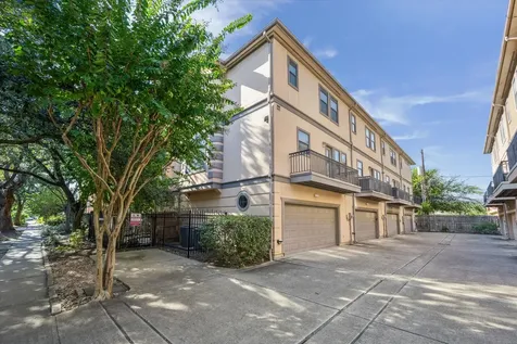 2422 Dorrington Street A Houston TX 77030