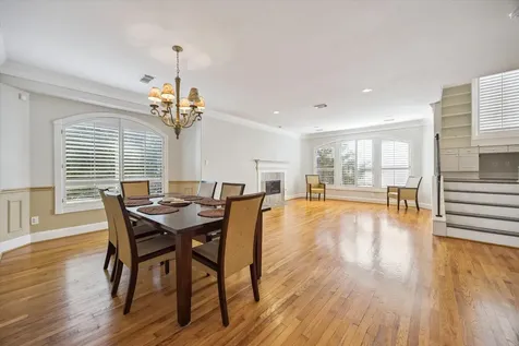 2422 Dorrington Street A Houston TX 77030