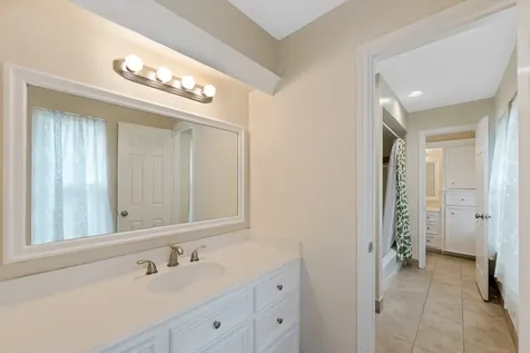 5115 Westerham Place Houston TX 77069