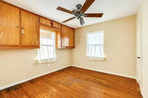 5519 Menard Avenue Galveston TX 77551