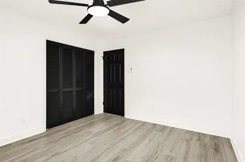 1418 Pirates Cove Houston TX 77058