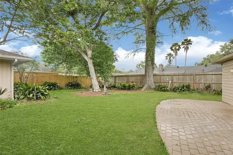 1418 Pirates Cove Houston TX 77058