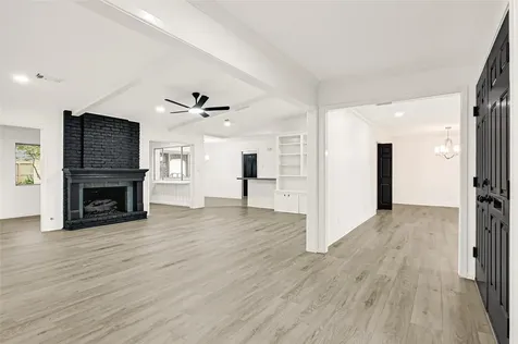 1418 Pirates Cove Houston TX 77058