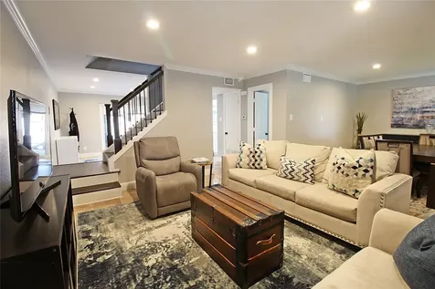 10386 Hammerly Boulevard 32 Houston TX 77043