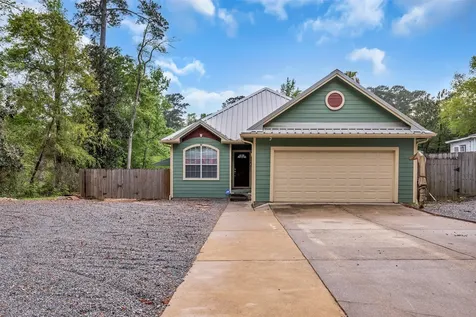 209 W George Jones Road Livingston TX 77351